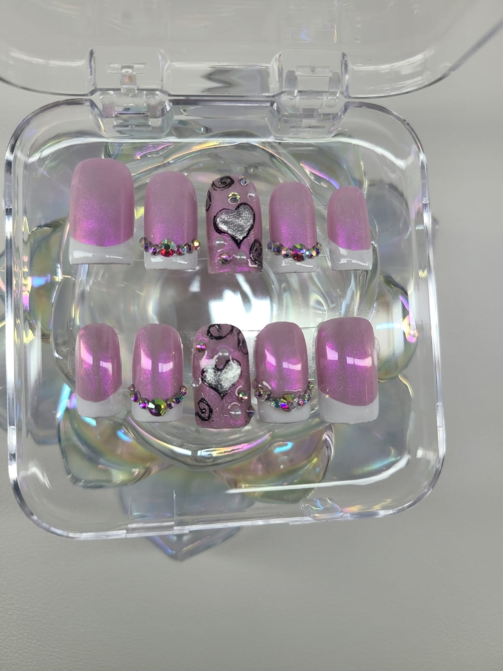 Size-Medium-Pink Iridescent Heart Accent Press-On Nail Set
